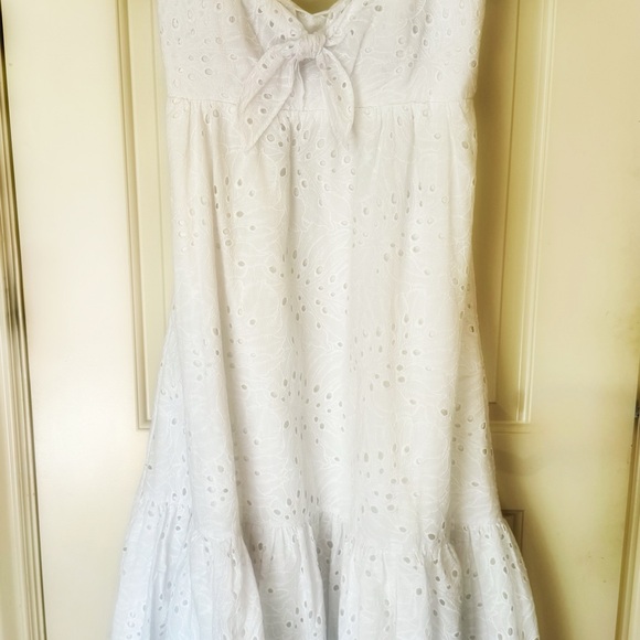 Lilly Pulitzer Dresses & Skirts - Lilly Pulitzer White Eyelet Midi Dress
